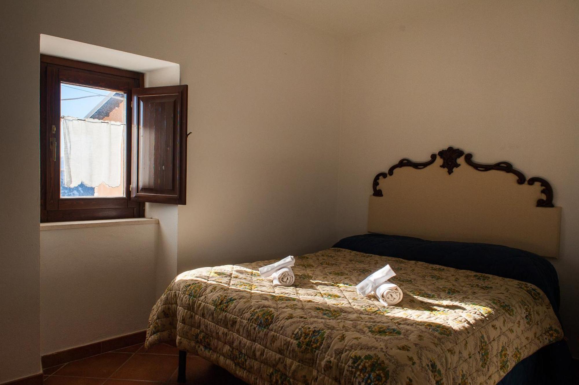Casa Ladyhawke Apartment Santo Stefano Di Sessanio Luaran gambar